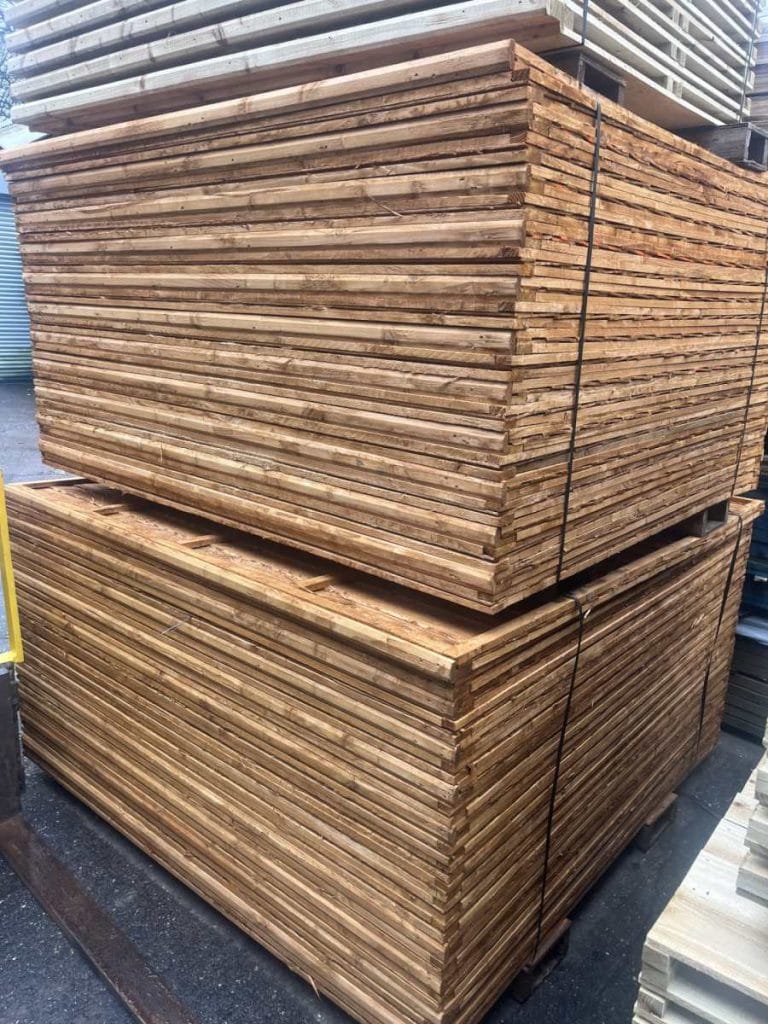 Timber Lapping Panel Waney Edge Overlap Fence Panel - Supplier of timber in Birmingham | Low ...